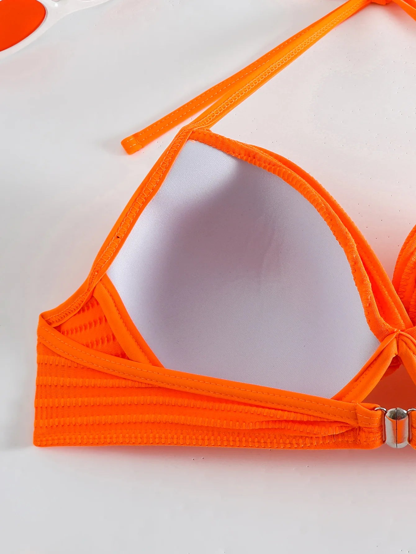 Glamouröses Damen-Bikini-Set mit Push-up-Effekt und glänzendem Design – perfekt für den Strand oder Pool