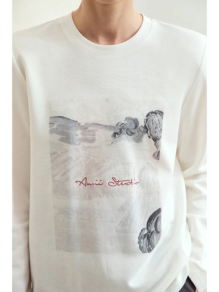 Damen T-Shirt im Minimalismus-Stil mit Kunstdruck und Stickerei für den Herbst