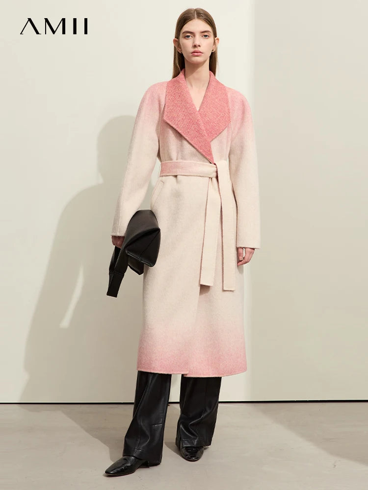Damen Lange Winteroberbekleidung aus Wolle mit Gürtel und Taschen