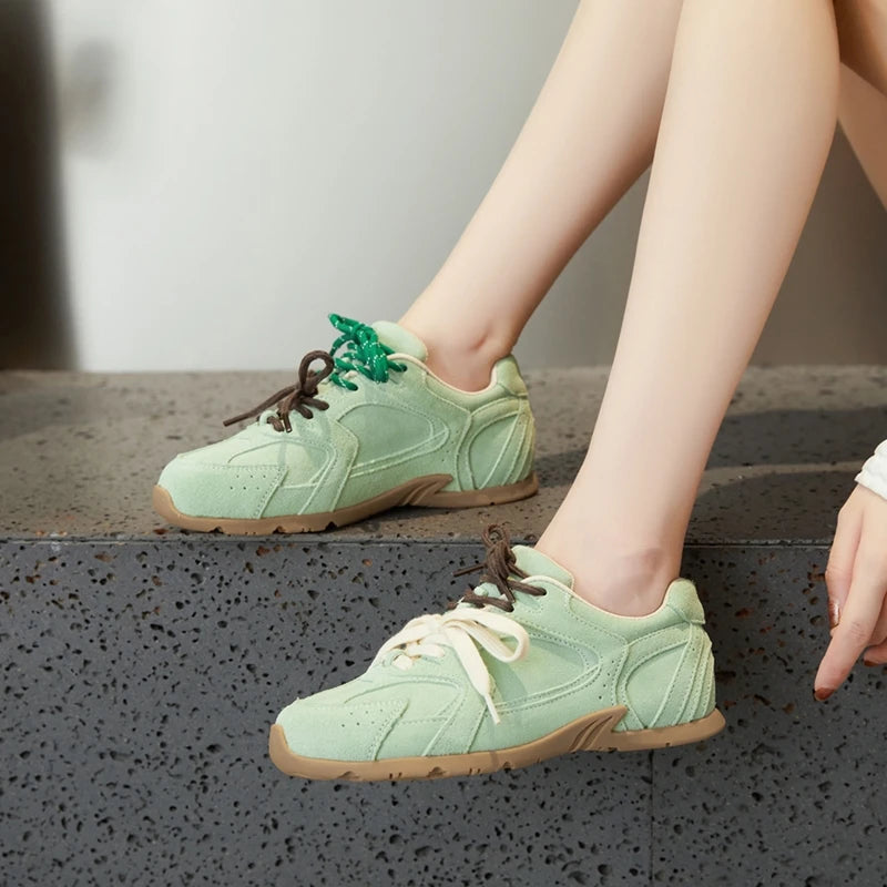 AIYUQI frauen Turnschuhe 2025, Neue Nicht-slip Deutsch Training Schuhe Für Frauen Flache Große-größe Echtes Leder Laufschuhe weibliche Schuhe
