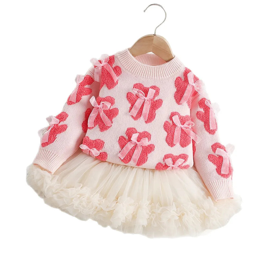 Mädchen Outfit Set mit süßem Bär Bogen Pullover und Mesh Rock