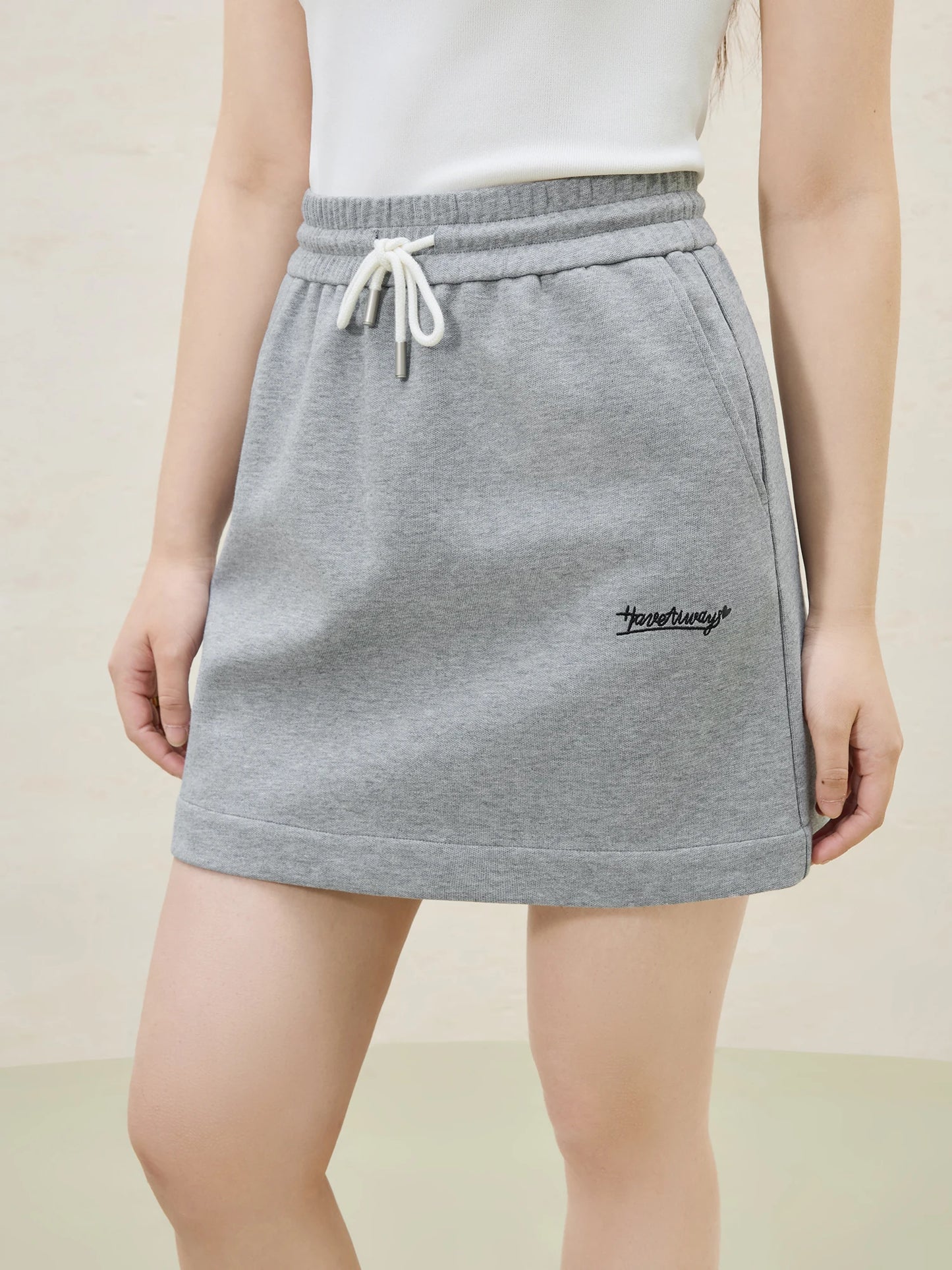 Weite Damen-Leinenhose mit Kordelzug und hohem Bund – lässig und elegant für den Sommer