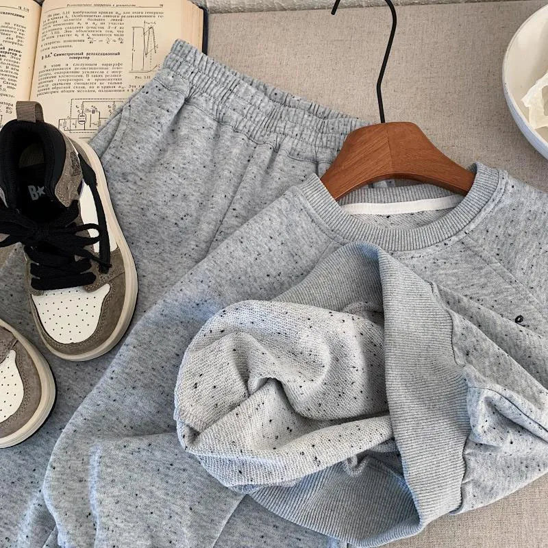 Kinder Hoodie Set mit Punkten und breiten Hosen im koreanischen Stil