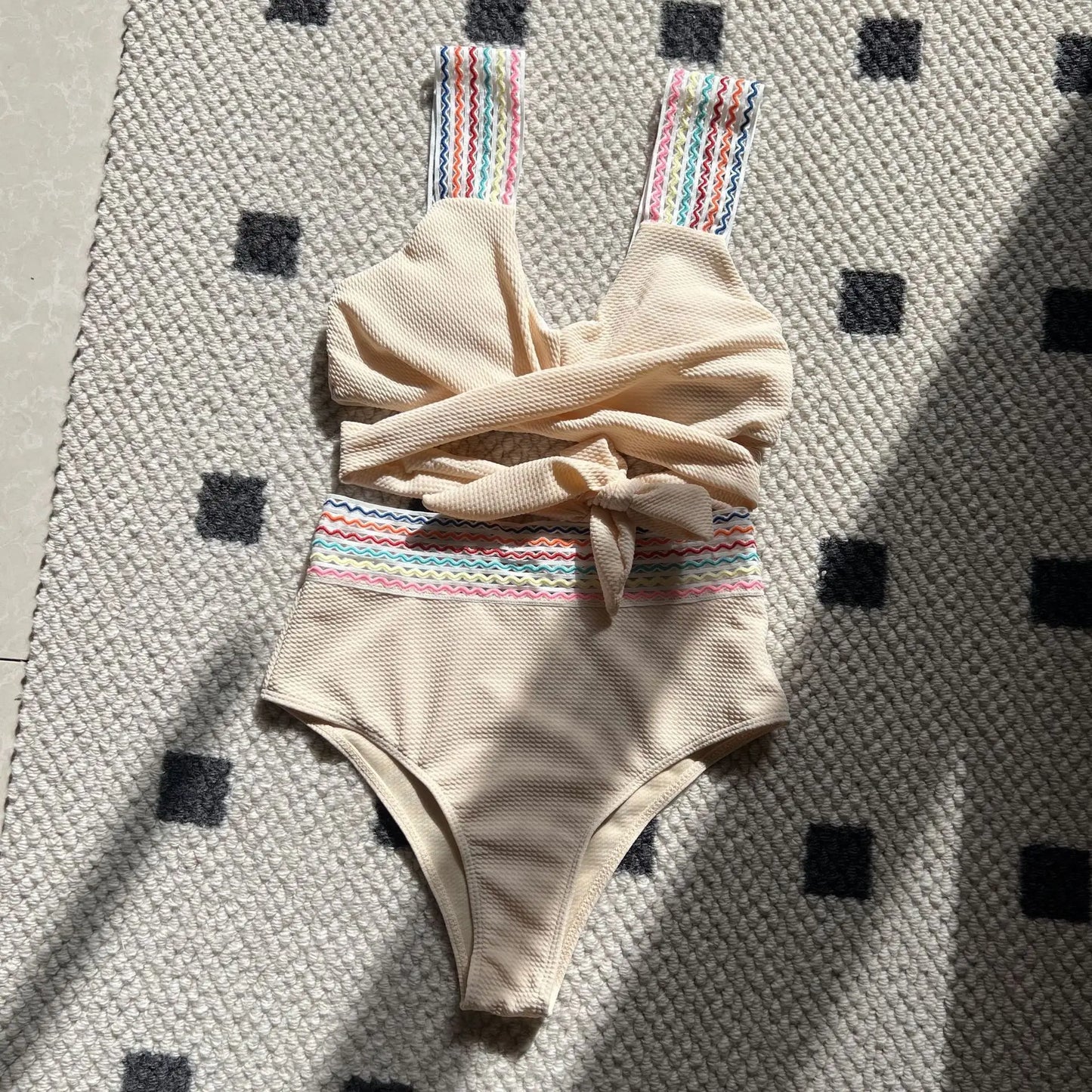 Sexy Bikini-Set in Gelb mit Push-up-Effekt – Perfekt für Strand und Pool
