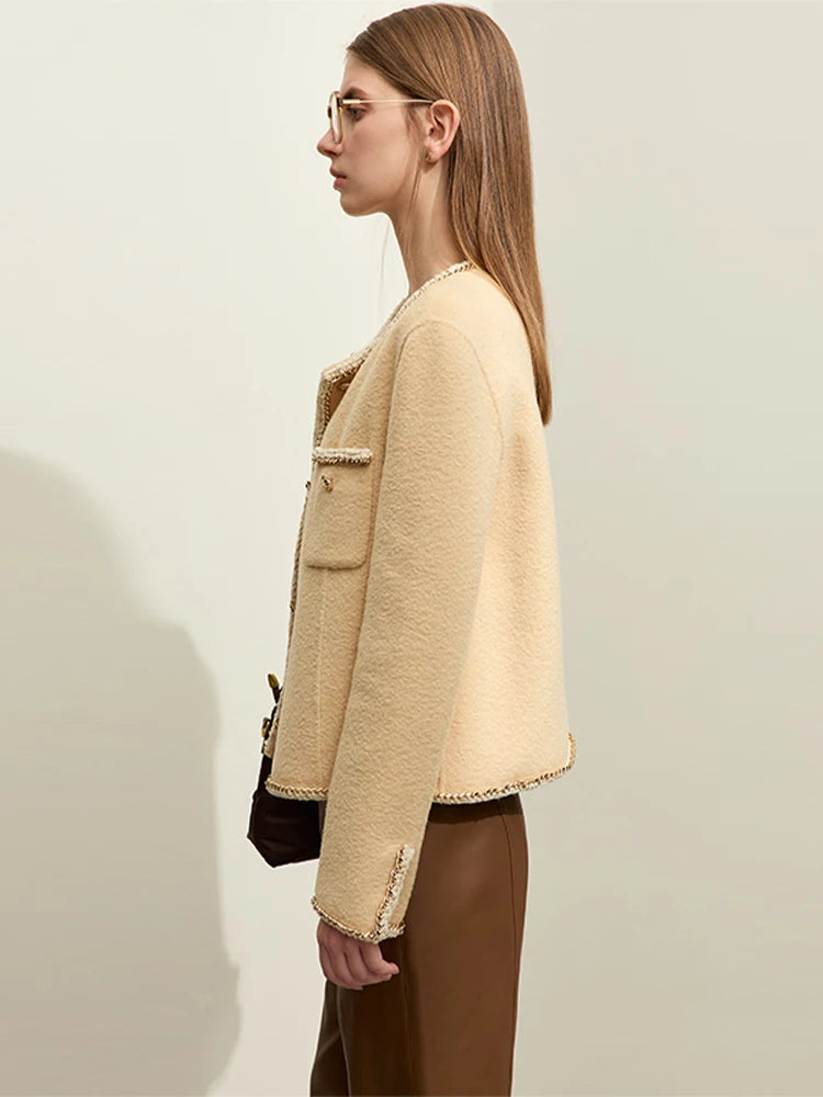 Damen Wollmantel im minimalistischen Stil mit Taschen und Knopfdekoration