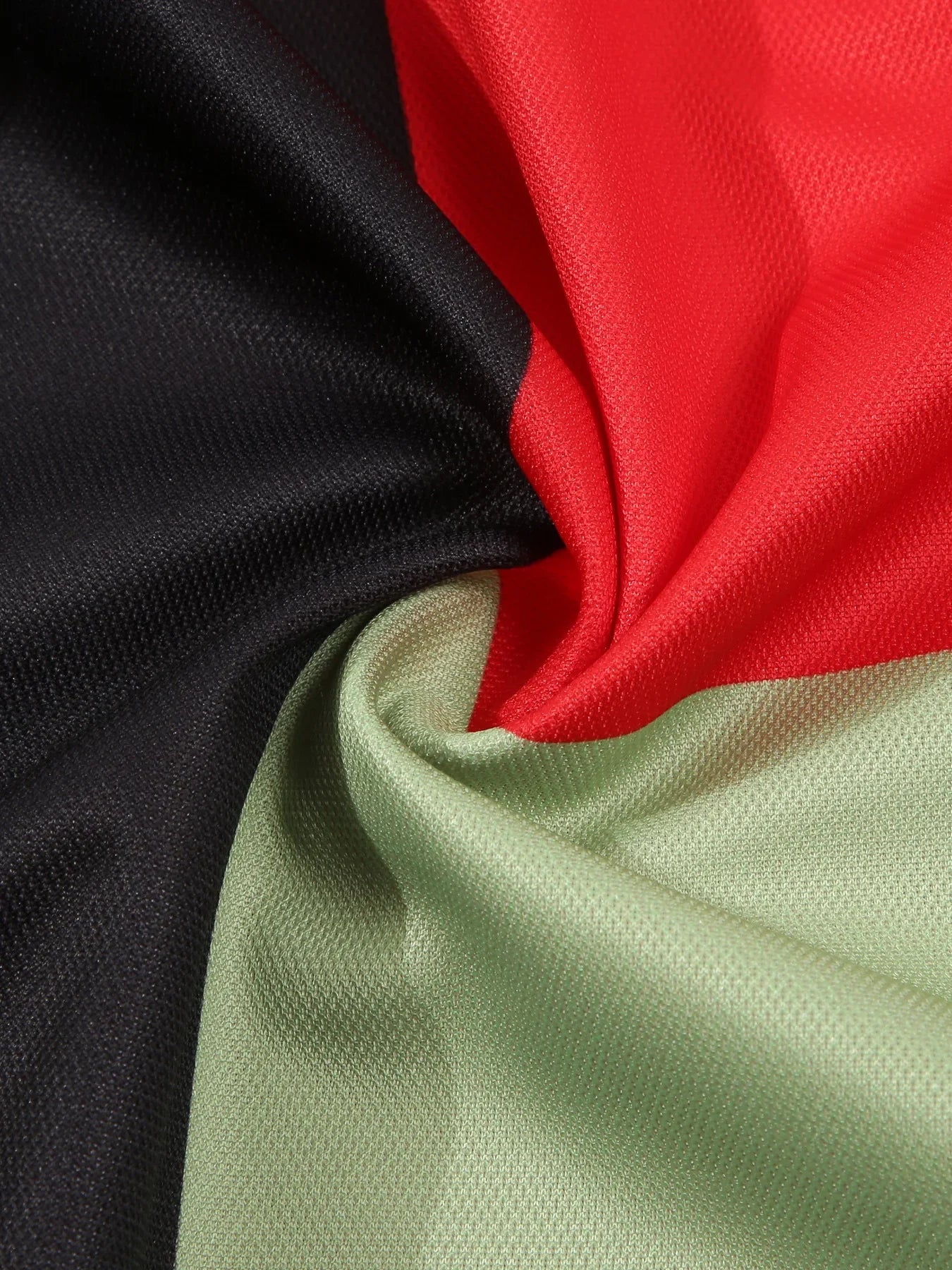 Sommerliches Polohemd mit Farbblock-Design und atmungsaktivem, bequemem Kurzarm – ideal für legere Anlässe