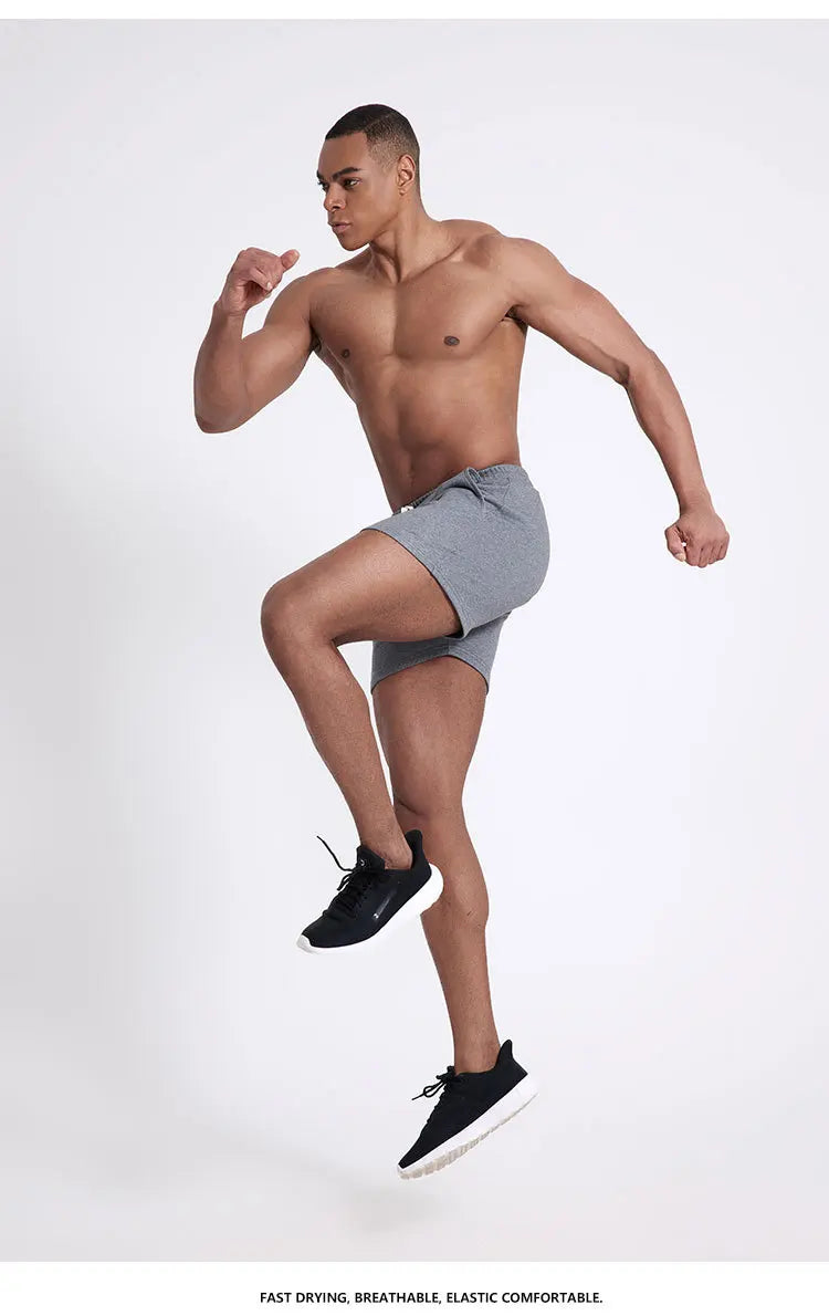 Lässige Herren-Arbeitsshorts mit mehreren Taschen und mittlerer Länge – ideal für den Sommer.