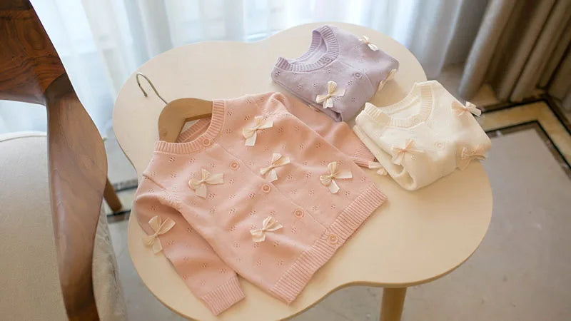 Mädchen Strickjacke im Farbblock mit niedlichem Bogen für Kinder 0-4 Jahre
