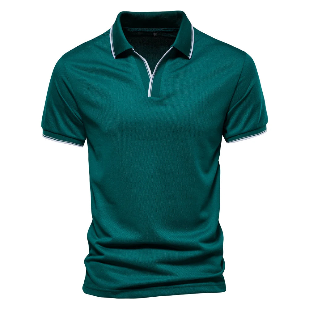 Herren Poloshirt mit V-Ausschnitt im einfarbigen, klassischen Stil