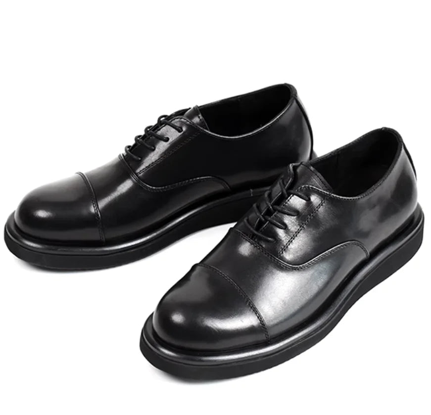Herren-Schnürschuhe aus Leder in Schwarz/Kaffee – elegant & strapazierfähig
