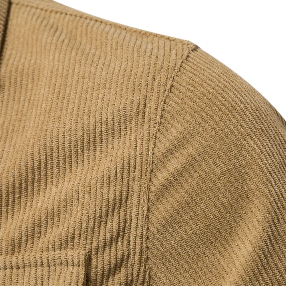 Herren Hemd aus feinem Cord mit Brusttasche für Business und Casual