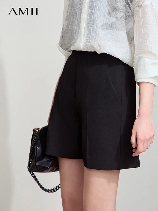 Damen Shorts im minimalistischen Stil mit bequemer, solider Passform