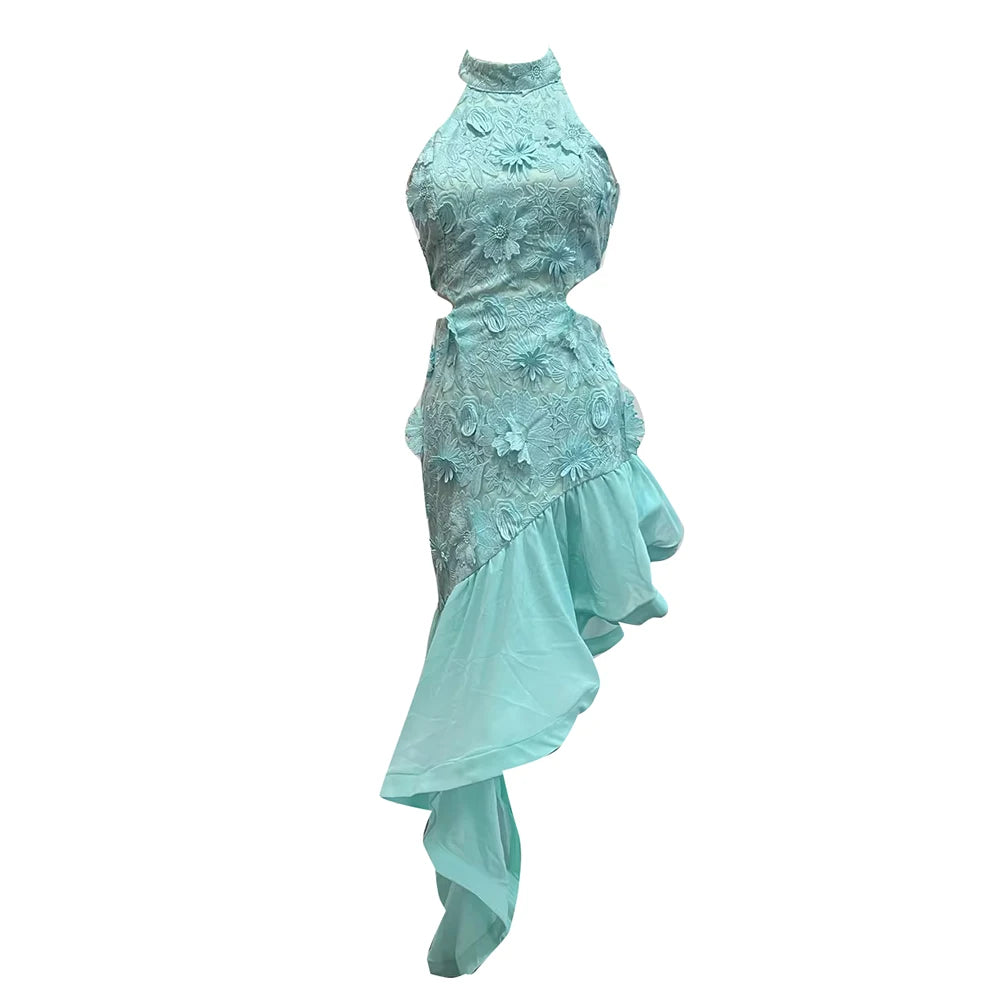 Ärmelloses Damen-Kleid mit Karree-Ausschnitt und 3D-Blumen-Patchwork im Colorblock-Design – figurbetont und stilvoll.