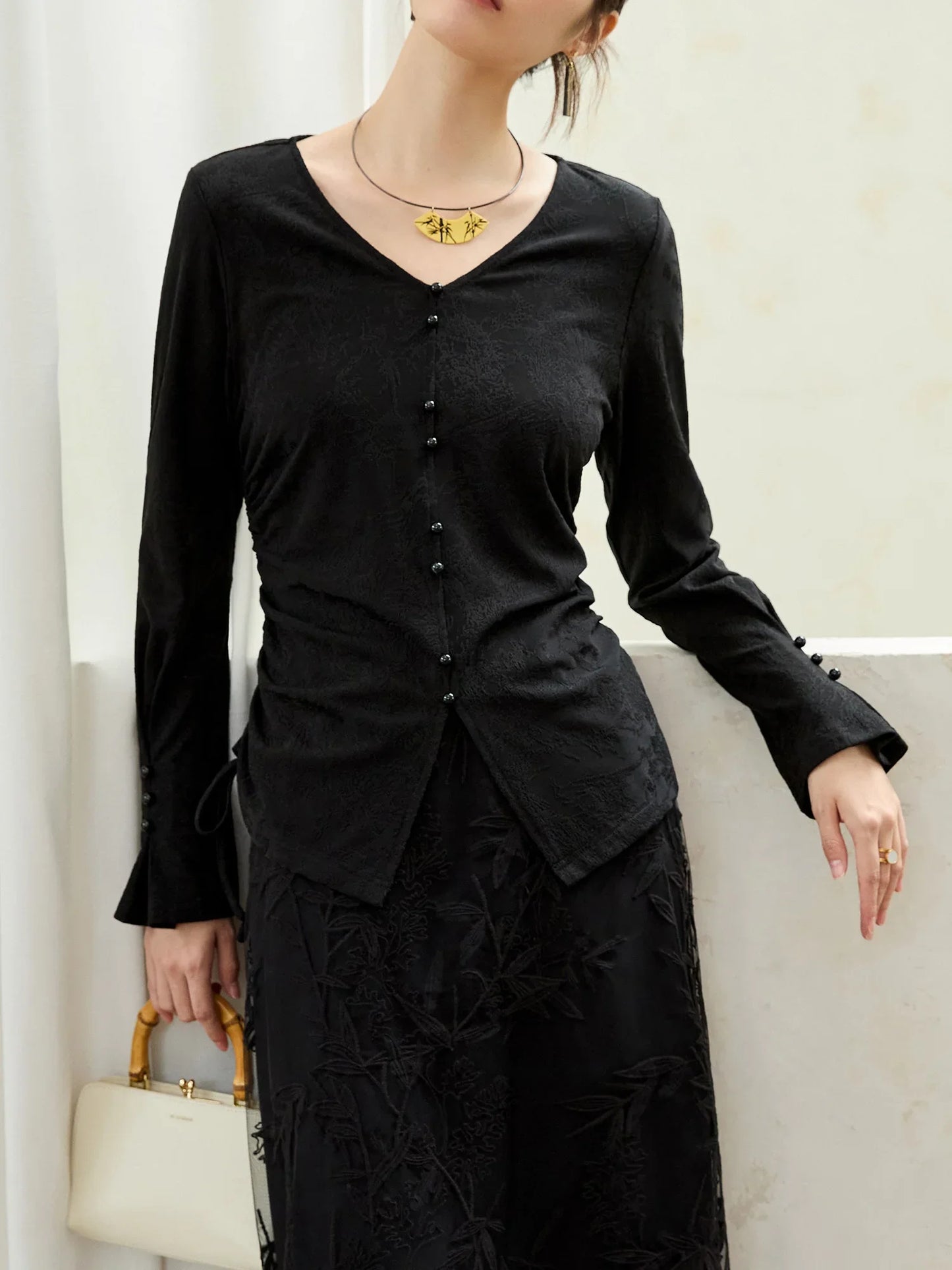 Leichte Damen-Chiffonbluse mit Blumenmuster und eckigem Ausschnitt – Kurzarm-Sommeroberteil