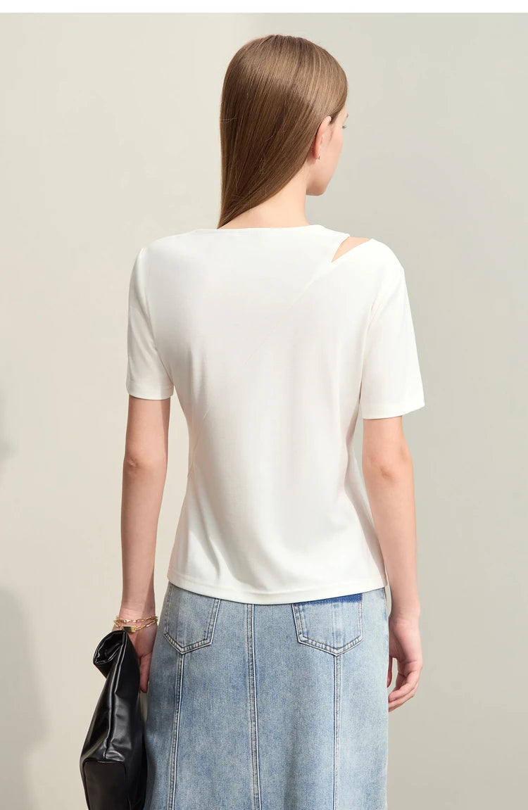 Damen T-Shirts im Minimalismus-Stil mit asymmetrischem V-Ausschnitt und kurzen Ärmeln