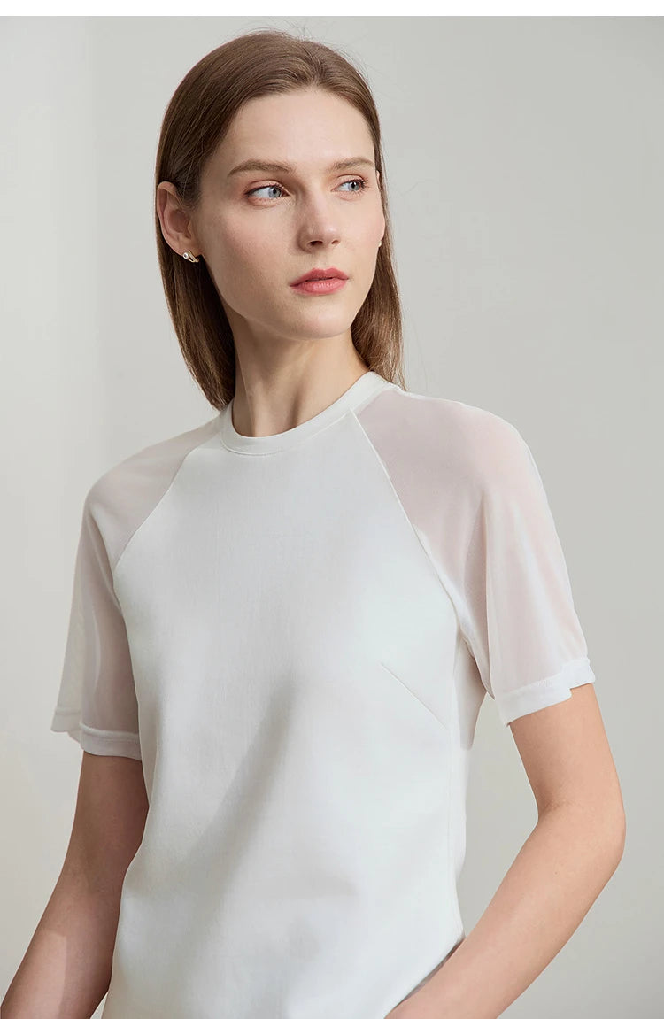 Damen Top im minimalistischen Stil mit O-Ausschnitt und schmaler Passform