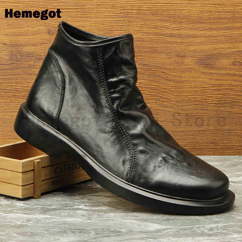 Dunkle Herren-Stiefelette mit seitlichem Reißverschluss aus Leder, schmale Form, flache Sohle