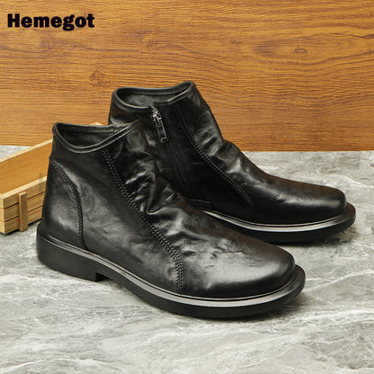 Schwarze Herren-Stiefeletten aus Leder mit seitlichem Reißverschluss und Profilsohle