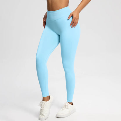 Nahtlose High-Stretch-Leggings in Hellblau, körperbetont mit langem Bein