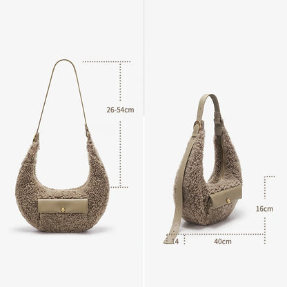 Halbmond-Umhängetasche aus Bouclé in Khaki, Vorder- und Seitenansicht