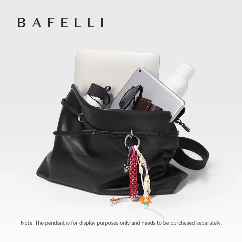 BAFELLI Rucksack Echtleder schwarz, offenes Laptopfach mit Accessoires