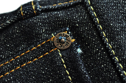 Herren Jeans im Vintage-Stil aus Selvedge Raw Denim mit Silber-überzogenen Knöpfen