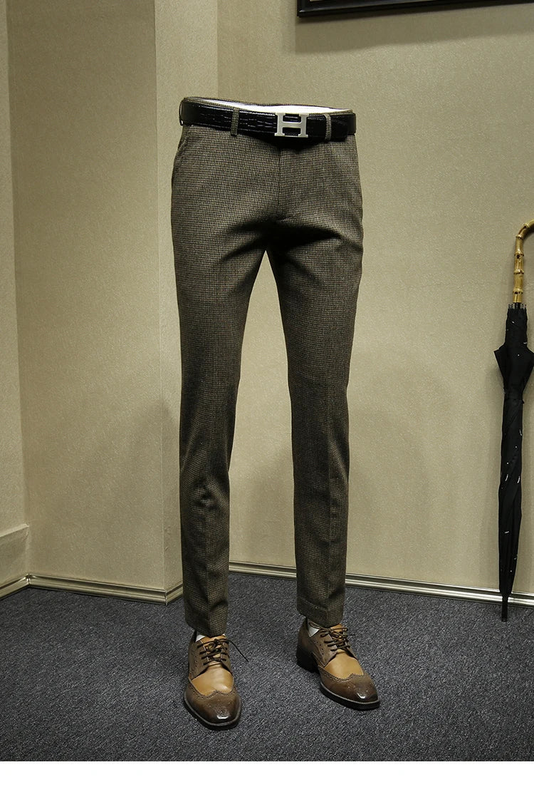 Doppelreihiger Herrenanzug aus 30% Wolle in Tiefblau, Schwarz oder Grau – Slim Fit für Hochzeit oder Business