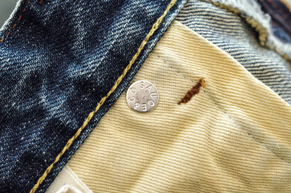 Herren Jeans im Used-Look mit Schnurrbart-Effekt aus Selvedge-Denim
