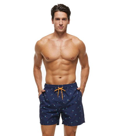 Herren-Badeshorts mit Mesh-Innenslip, verstellbarem Bund und Taschen – ideal für Sport und Freizeit.