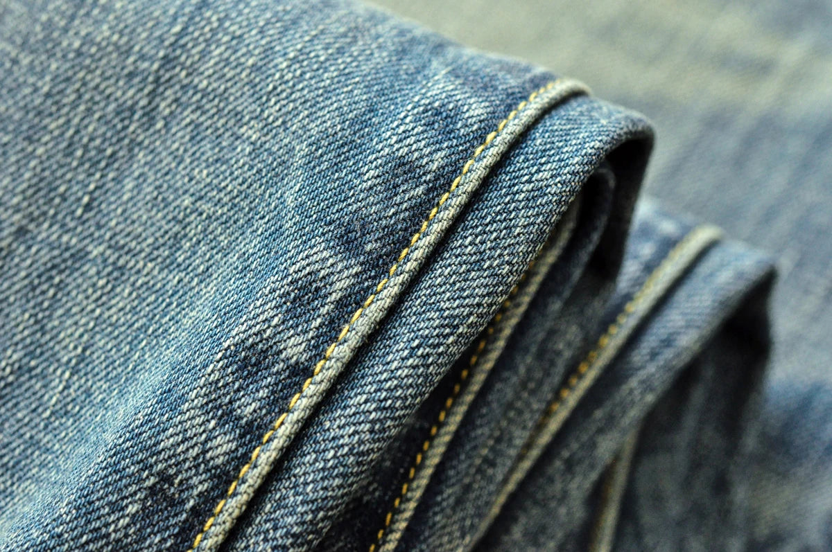 Herren Jeans im Used-Look mit Schnurrbart-Effekt aus Selvedge-Denim
