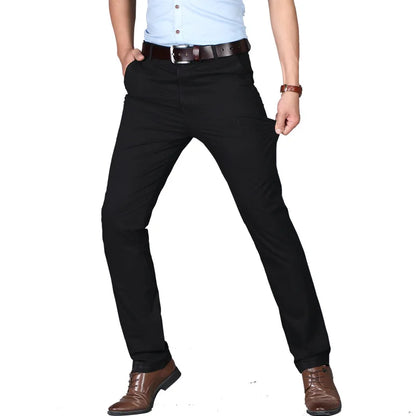 Herren Smart Casual Hose aus leichtem Twill mit geradem Schnitt