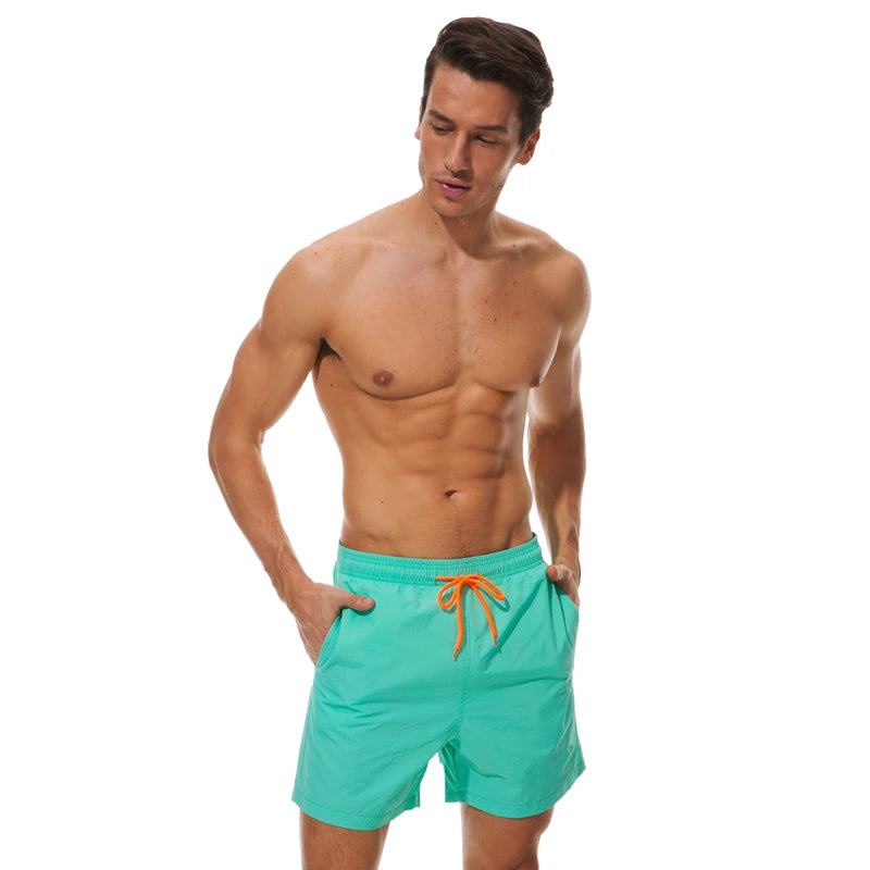 Herren-Badeshorts mit Mesh-Innenfutter und Reißverschlusstaschen – schnelltrocknend und ideal für den Strand