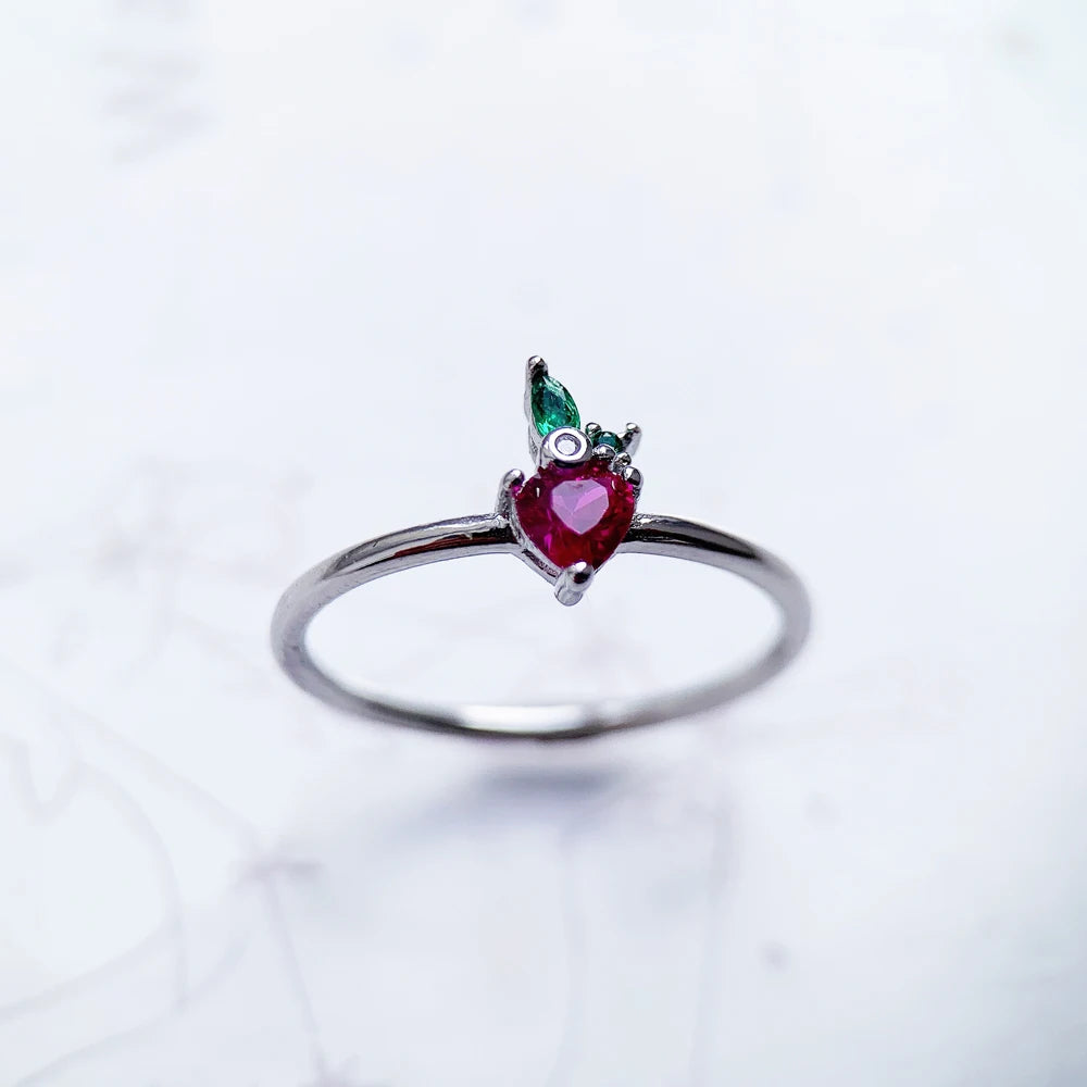 Damen-Ring Erdbeere Liebe süß ausgefallen aus Sterlingsilber