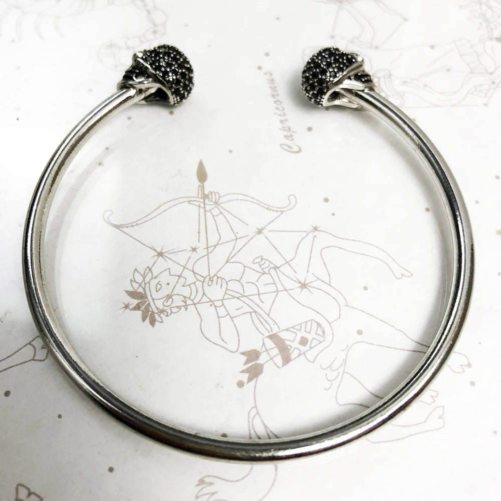 Damen-Armreif Totenkopf Pavé Karma Punk aus Sterlingsilber