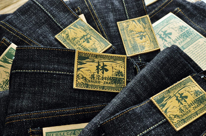 Herren Jeans im Vintage-Stil aus Selvedge Raw Denim mit Silber-überzogenen Knöpfen