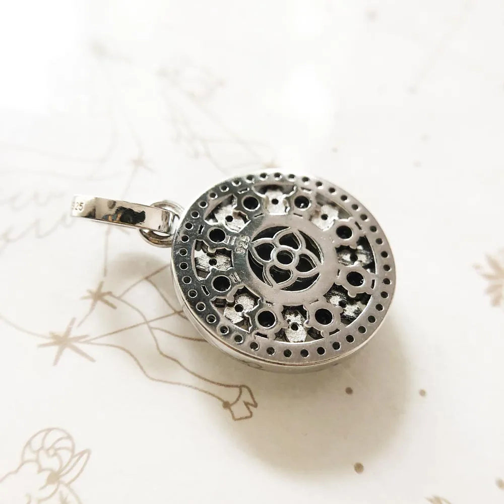 Damen-Charm-Anhänger schwarzes Ornament Glamour Seele aus Sterlingsilber