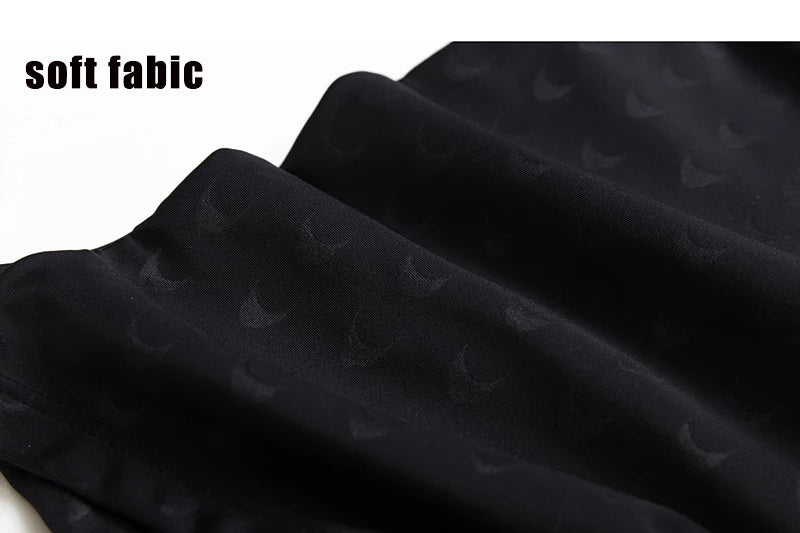 Herren-Badeshorts aus Polyester mit herausnehmbarem Polster – sexy und in großen Größen erhältlich, ideal für Sport und Strand.