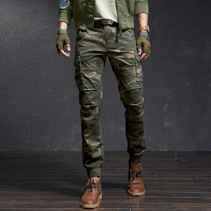 Herren Cargo Hosen im Military-Stil mit Taschen in Camouflage-Farben