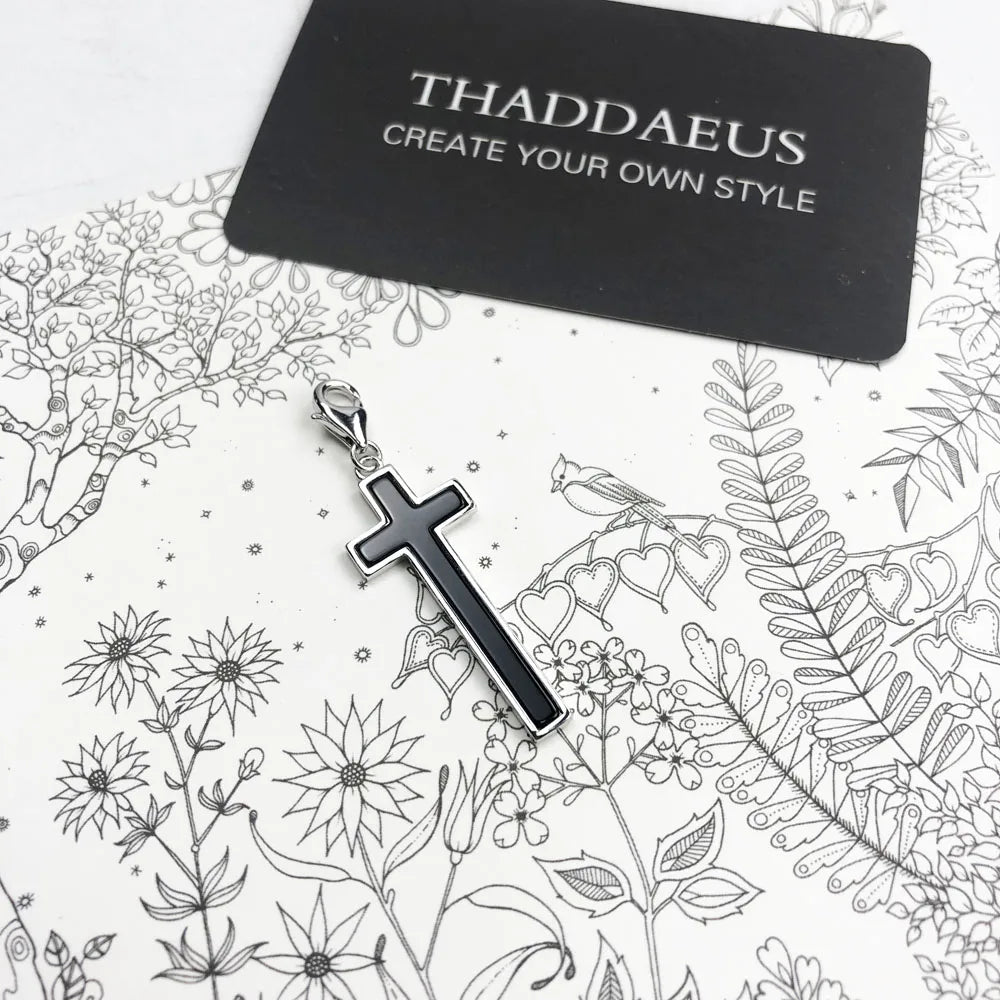 Kreuz-Charm-Anhänger mit blau emailliertem Kreuz aus 925 Sterlingsilber