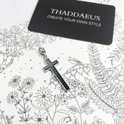 Kreuz-Charm-Anhänger mit blau emailliertem Kreuz aus 925 Sterlingsilber