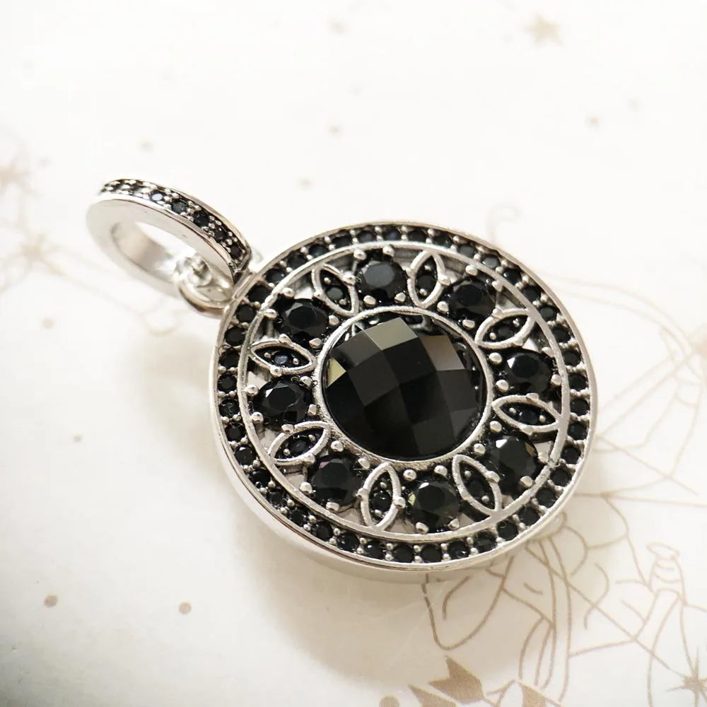 Damen-Charm-Anhänger schwarzes Ornament Glamour Seele aus Sterlingsilber