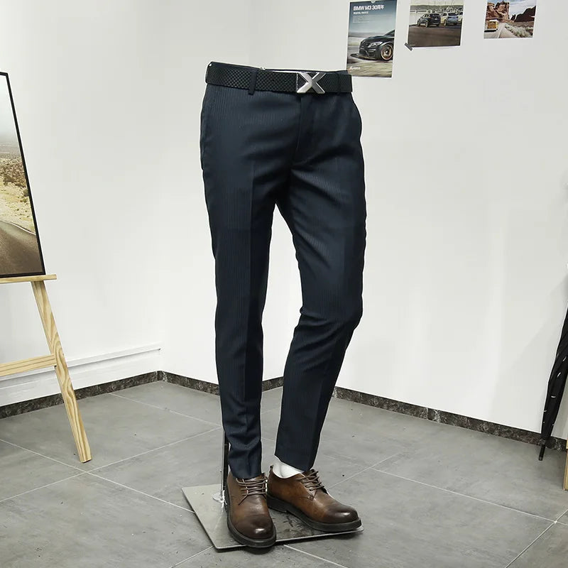 Herren-Slim-Fit-Anzugjacke im Schwalbenschwanz-Design – warm und modisch für Business und Hochzeit