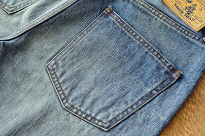 Herren Jeans im Used-Look mit Schnurrbart-Effekt aus Selvedge-Denim