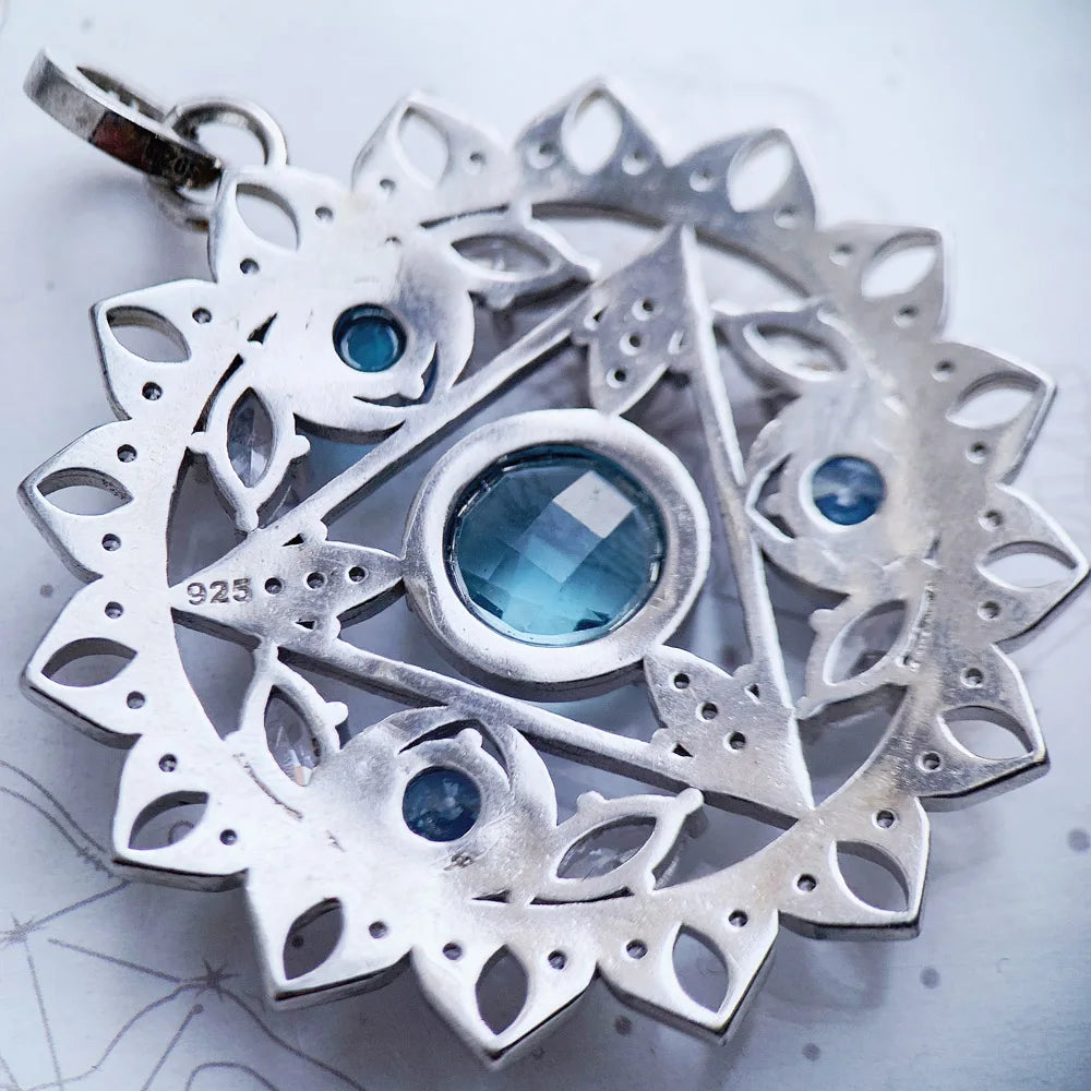 Damen-Charm-Anhänger Kehlchakra blau II aus Sterlingsilber