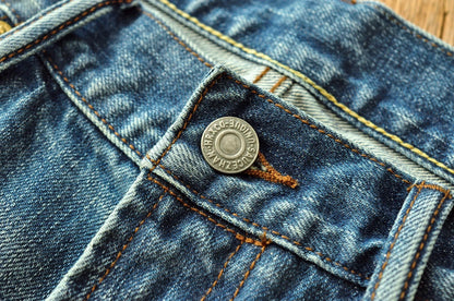 Herren Jeans im Used-Look mit Schnurrbart-Effekt aus Selvedge-Denim