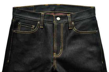Herren Jeans aus Selvedge Denim mit doppelseitiger Färbung und gerader Passform