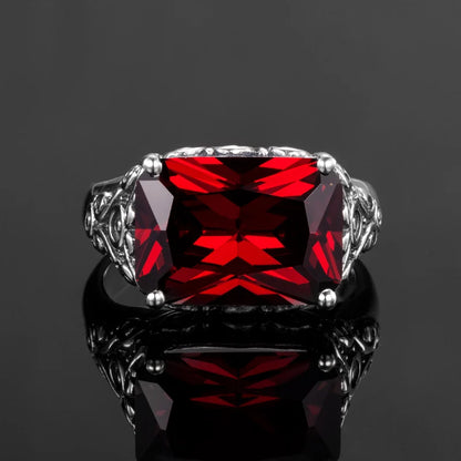 Damen-Ring aus 925er Sterlingsilber mit Granatstein Vintage-Stil und Mittelalterliches Gravurmuster