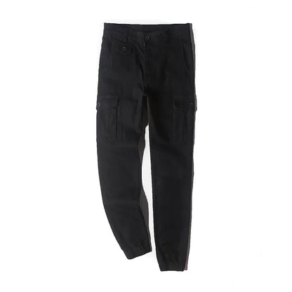 Herren Cargo Hosen mit elastischem Fußschluss und mehreren Taschen für den Alltag
