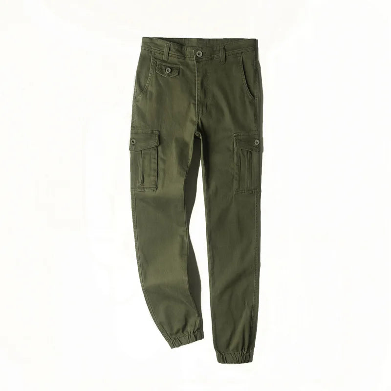 Herren Cargo Hosen mit elastischem Fußschluss und mehreren Taschen für den Alltag