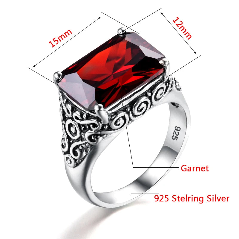 Damen-Ring aus 925er Sterlingsilber mit Granatstein Vintage-Stil und Mittelalterliches Gravurmuster